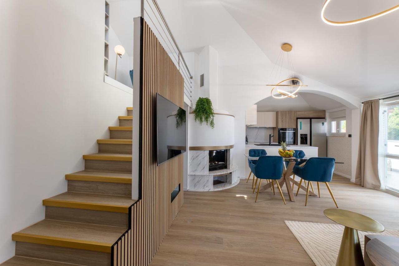 Aurelius Apartment Split