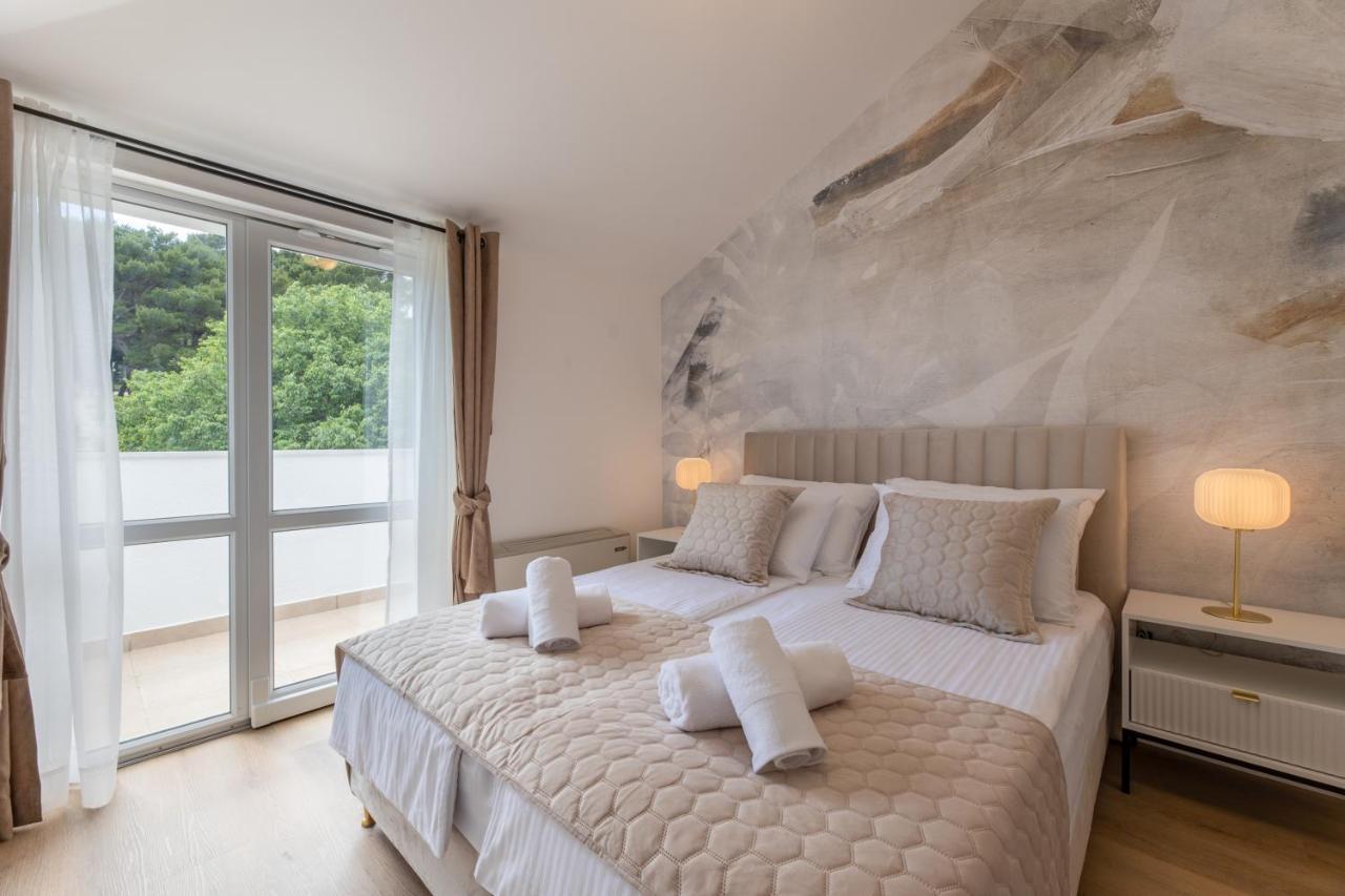 Aurelius Apartment
